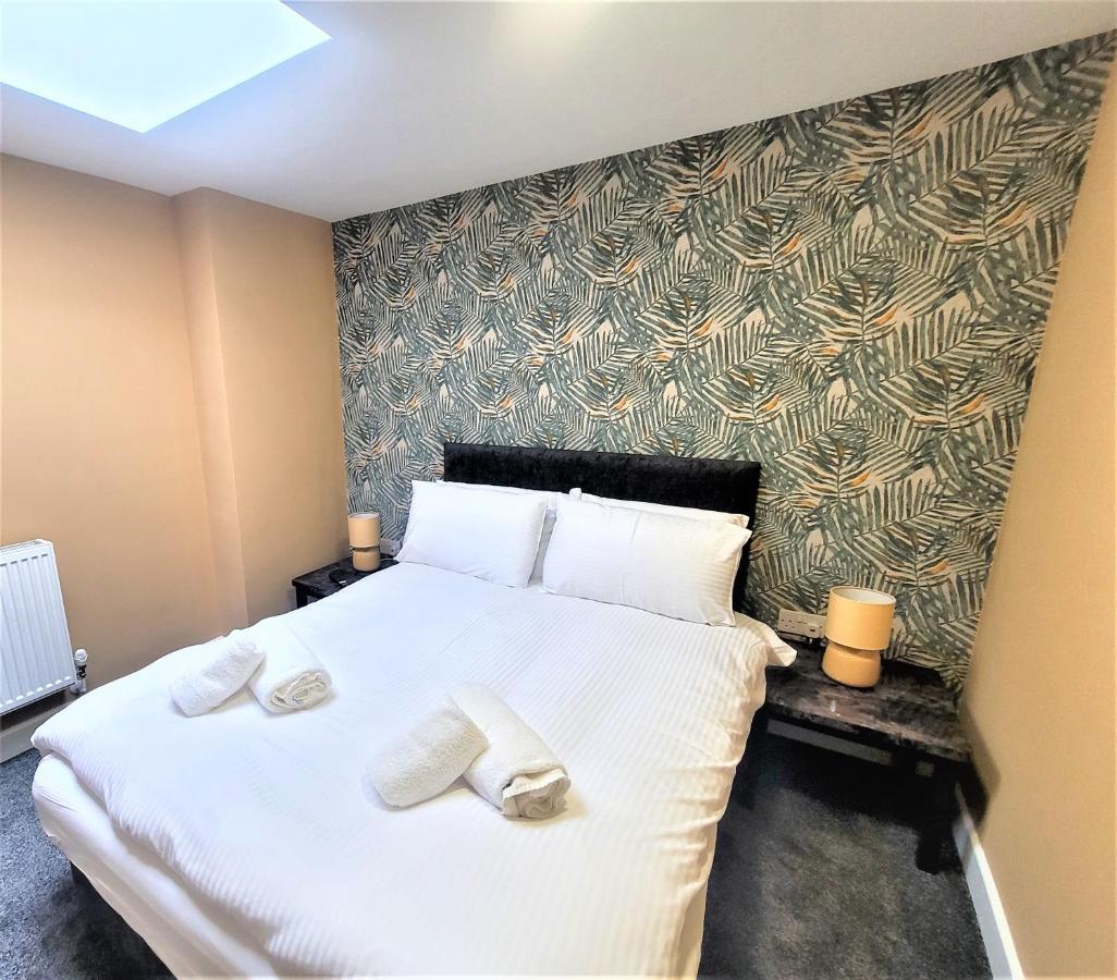 New County Hotel & Serviced Apartments By Roomsbooked Gloucester Ngoại thất bức ảnh