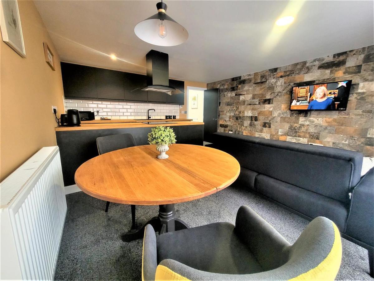 New County Hotel & Serviced Apartments By Roomsbooked Gloucester Ngoại thất bức ảnh